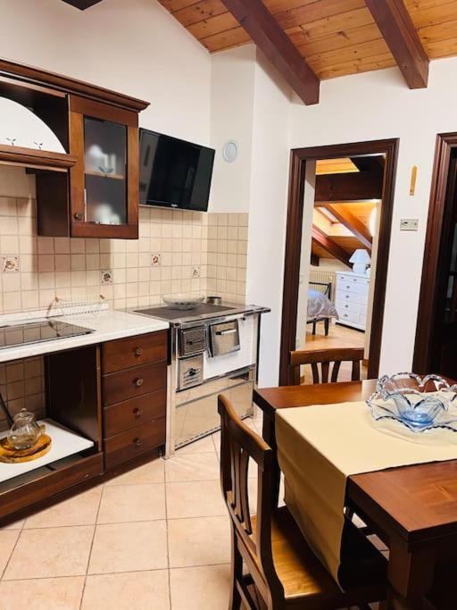 Casa Mario Apartment Riva del Garda Luaran gambar