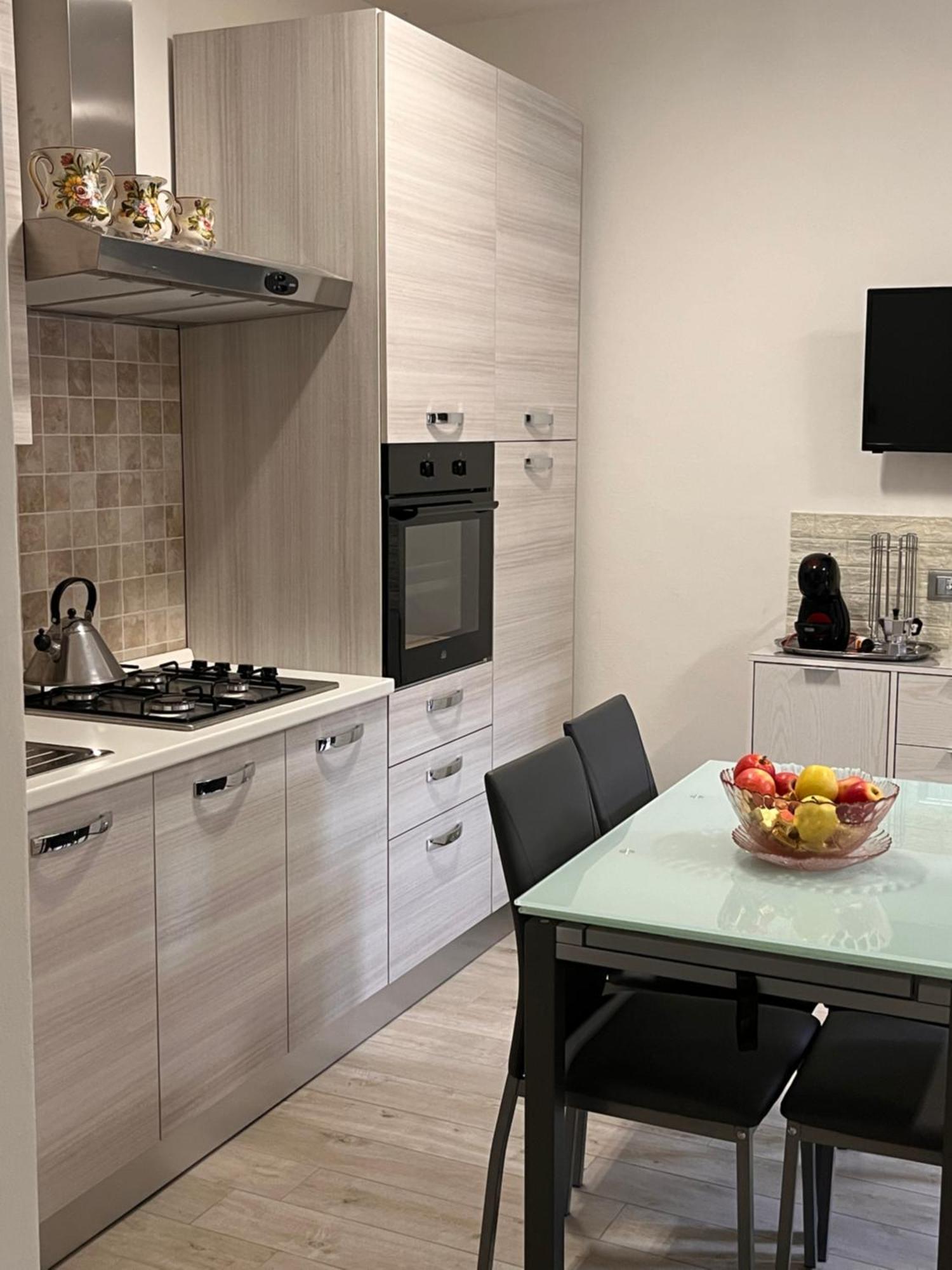 Casa Mario Apartment Riva del Garda Luaran gambar