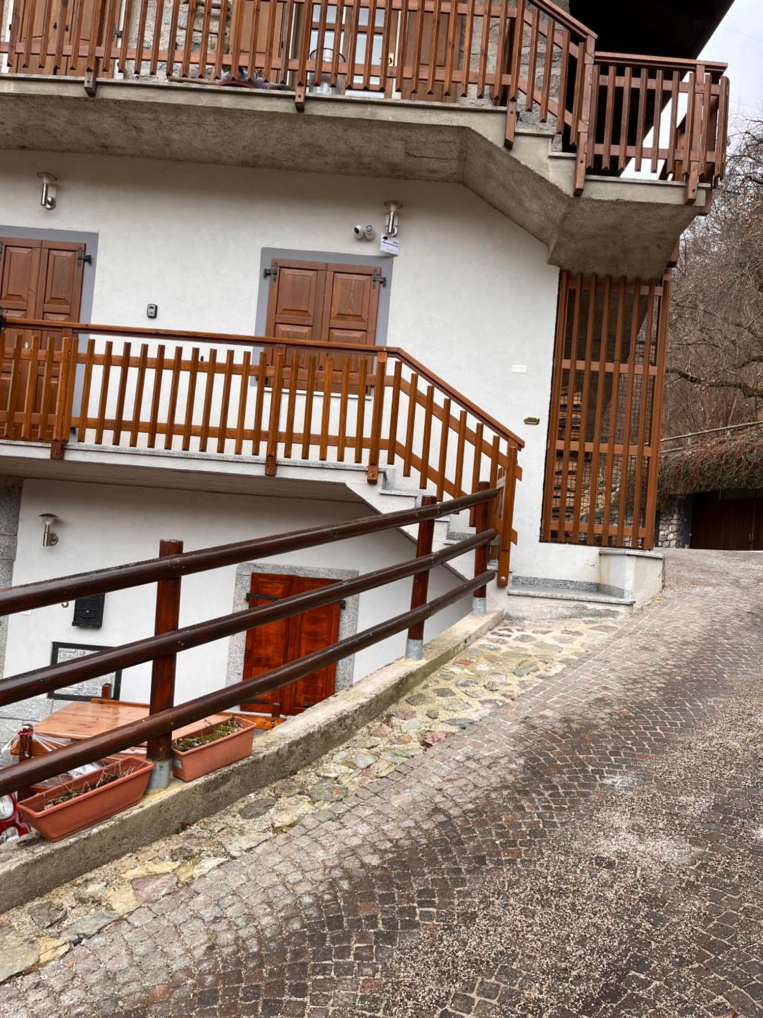 Casa Mario Apartment Riva del Garda Luaran gambar